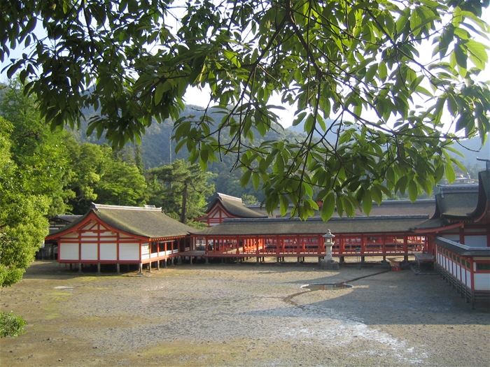 이츠쿠시마 신사